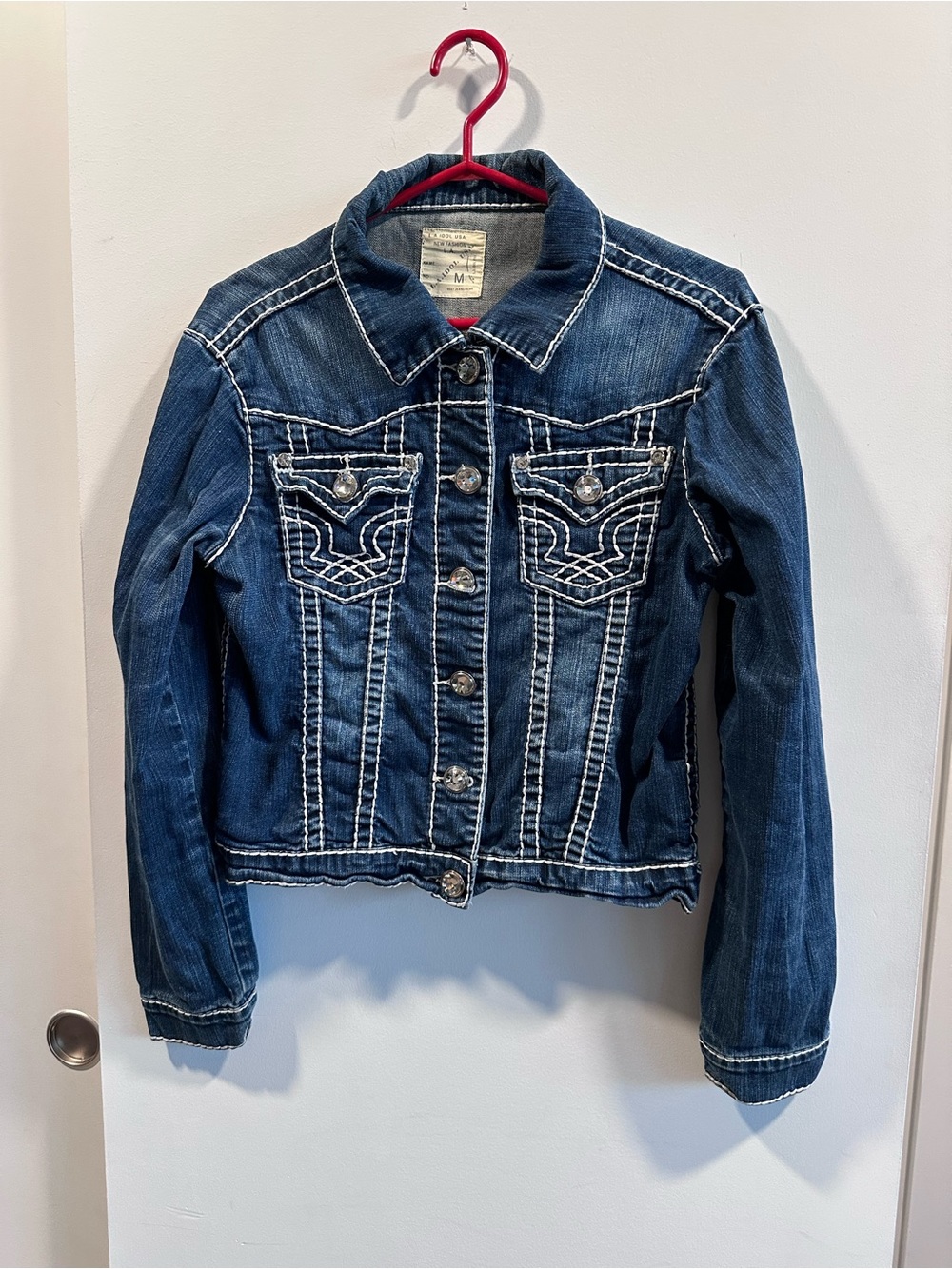 L.A. idol Dark Blue Denim Jacket with White Contrast Stitching